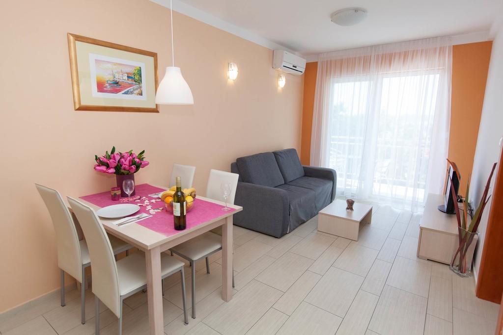 Apartments Ines Selce Dış mekan fotoğraf